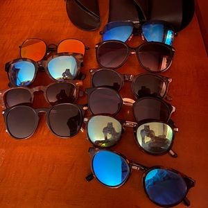 Lot of 10 pairs of sunglasses